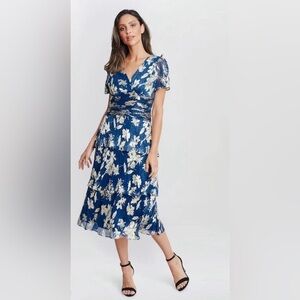 SLNY Women's Short Sleeve Midi Metallic 3 Tiered Dress Size 8 NWT